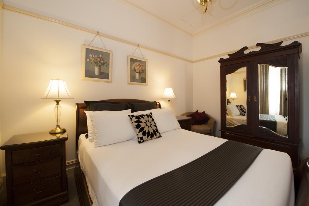 Cobb & Co Court Boutique Hotel Mudgee Pokój zdjęcie
